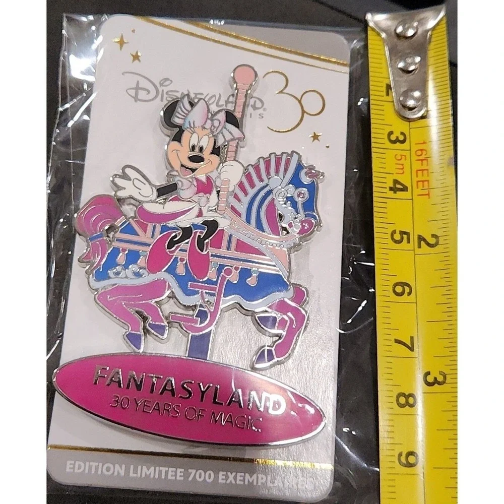 Disney Pin MINNIE CAROUSEL HORSE FANTASY 30 Disneyland Paris DLP LE 700 00041